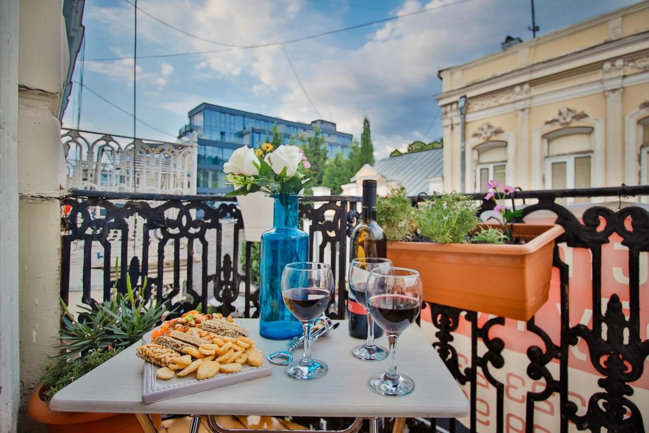 Heart Of Downtown Freedom Square Appartamento Tbilisi Esterno foto